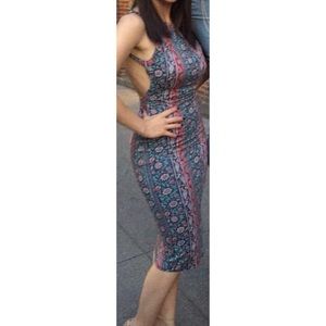 Lulus midi dress with open back. Size small